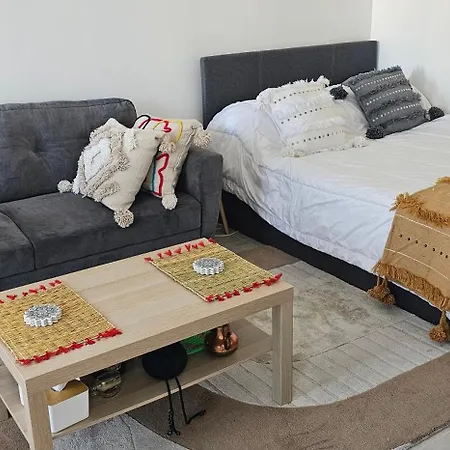 Charming Near La Defense - Paris Appartement *
