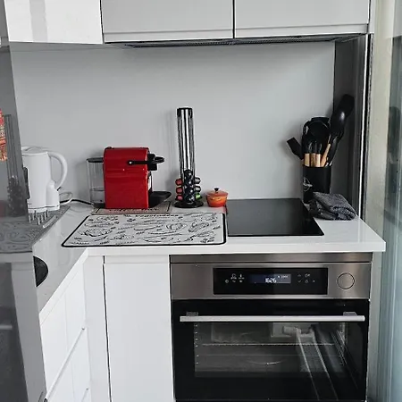 Appartement Charming Near La Defense - Paris *