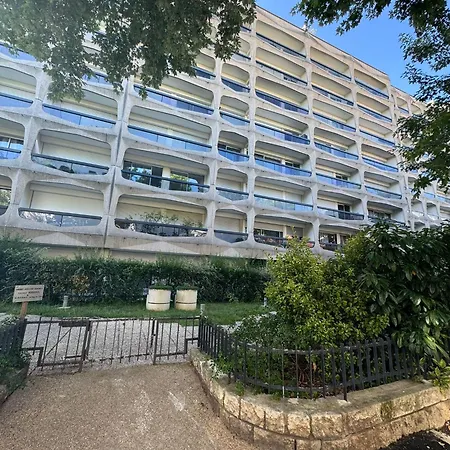 Charming Near La Defense - Paris *